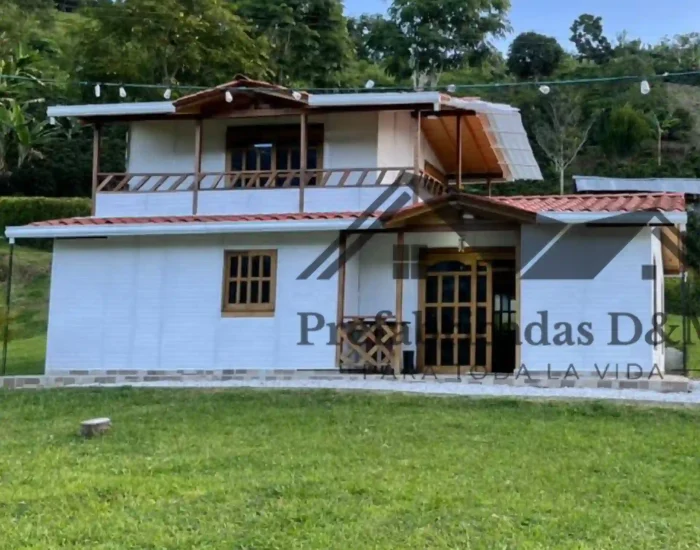 casa 2 pisos blanca