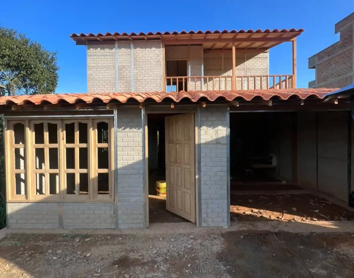 casa prefabricada en obra gris antioquia